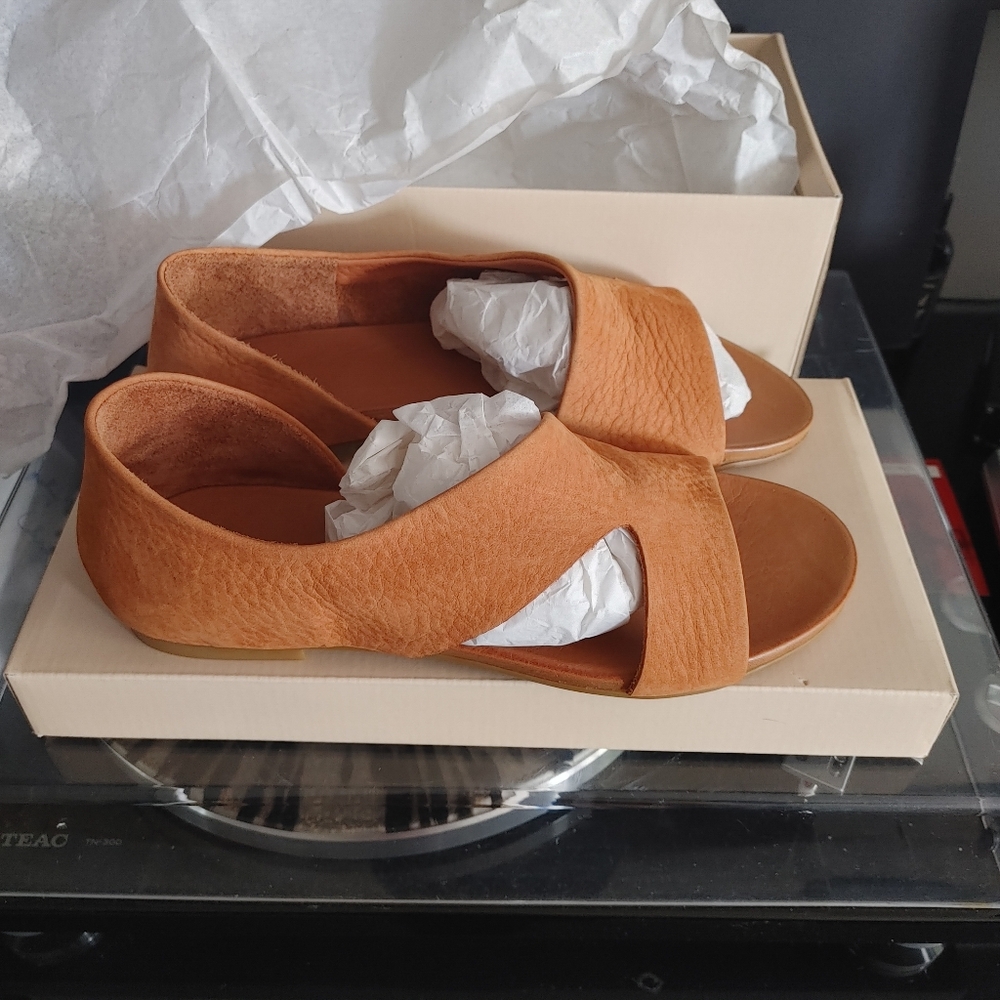 Oker April Shoe
